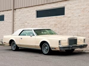 1977 Lincoln Continental Mark V Carriage Roof
